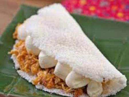TAPIOCA COM FRANGO E REQUEIJÃO