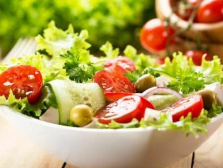 Salada Clássica