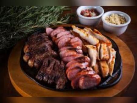churrasco misto (carne e toscana)