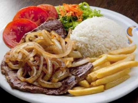Marmita de Bife Acebolado