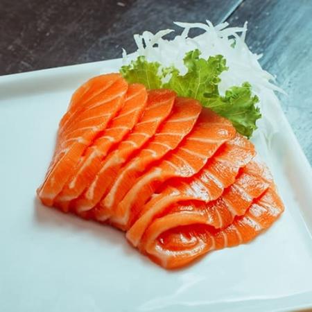 028 - SASHIMI SALMÃO (S)