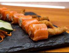 201 - SASHIMI SALMONFLY HOT(S)